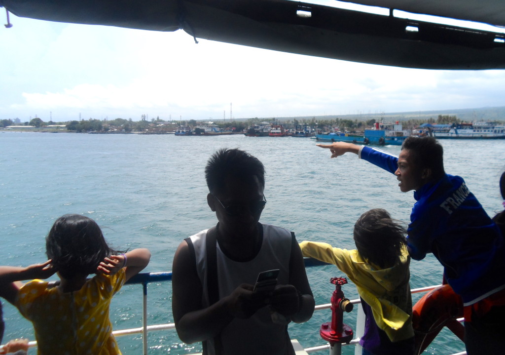Arriving to bali with the ferry-