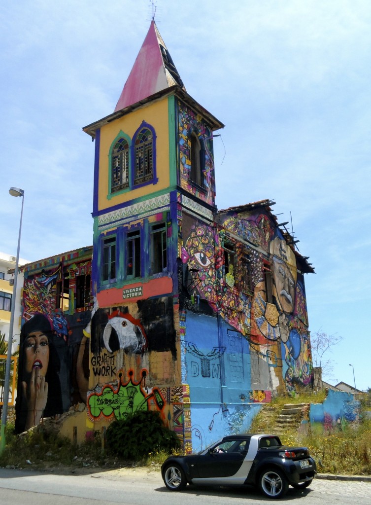 Funky graffitti house in Olhao (it's not a church).