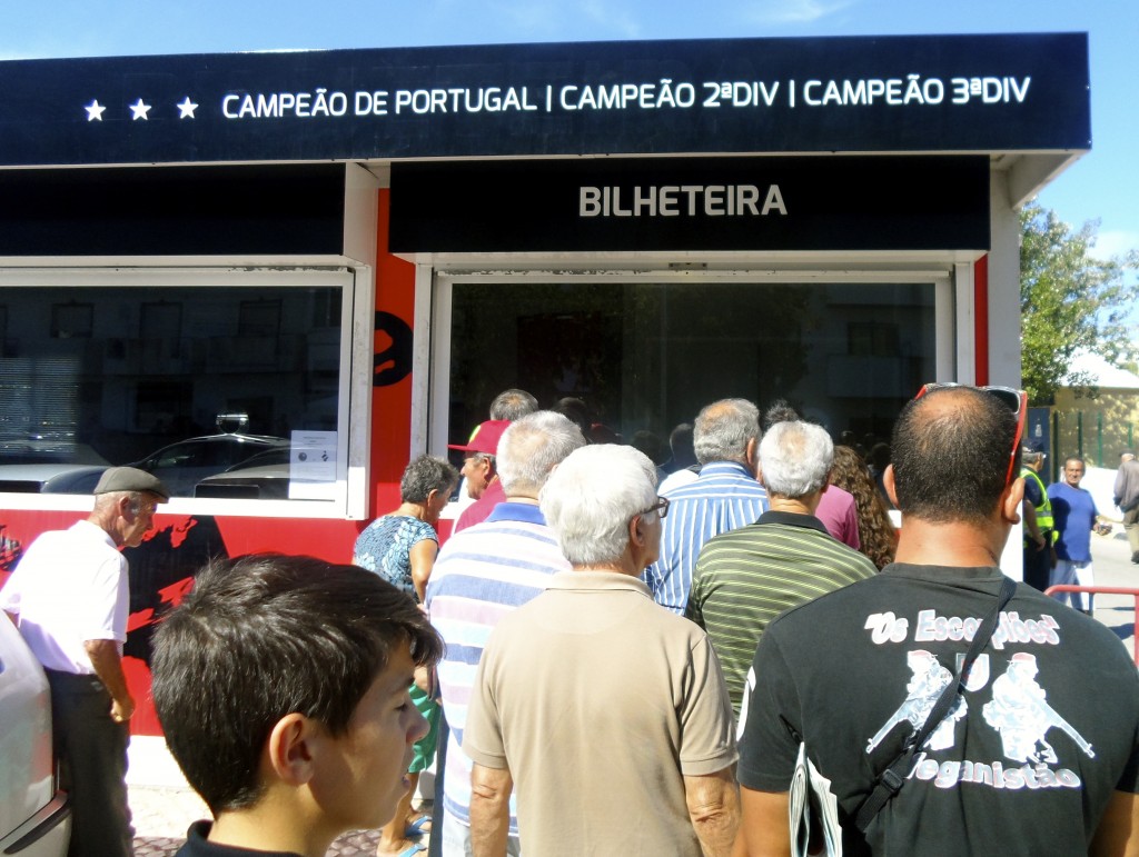 Olhanense supporters lining up for tickets.