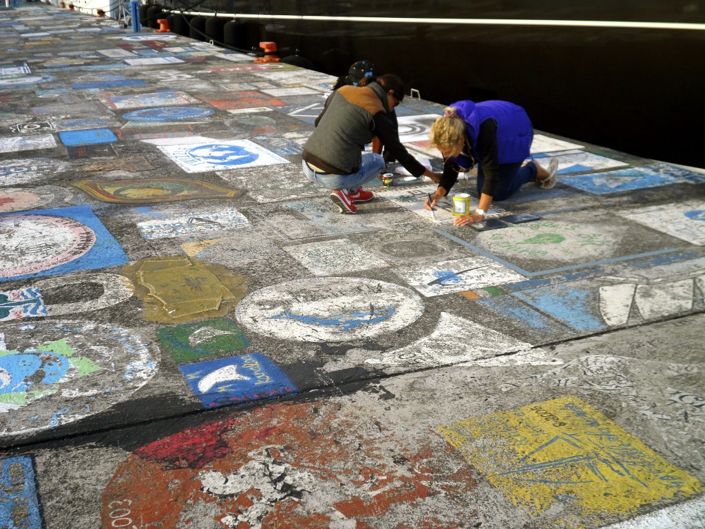 Sailors decorating the pavement, before going to Peters Bar.