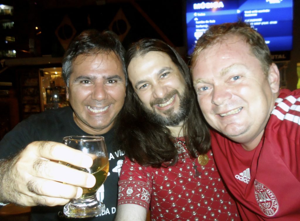 I met these two brazilian guys 24 years ago while traveling through Brazil and we are still great friends.