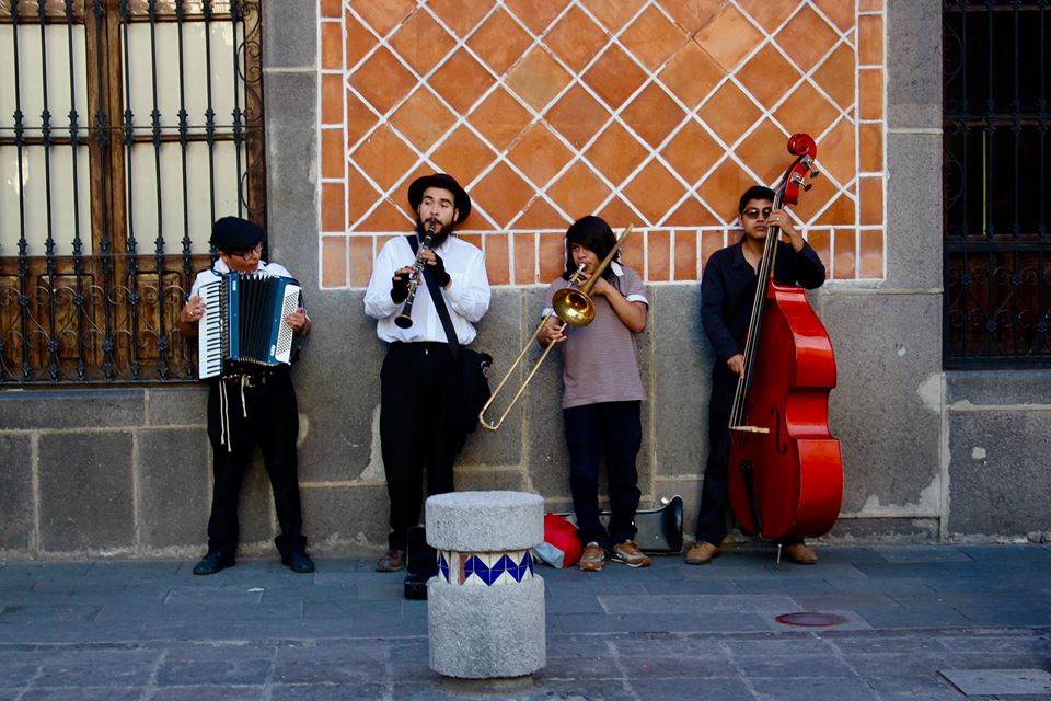 Some Mexican street musicians.