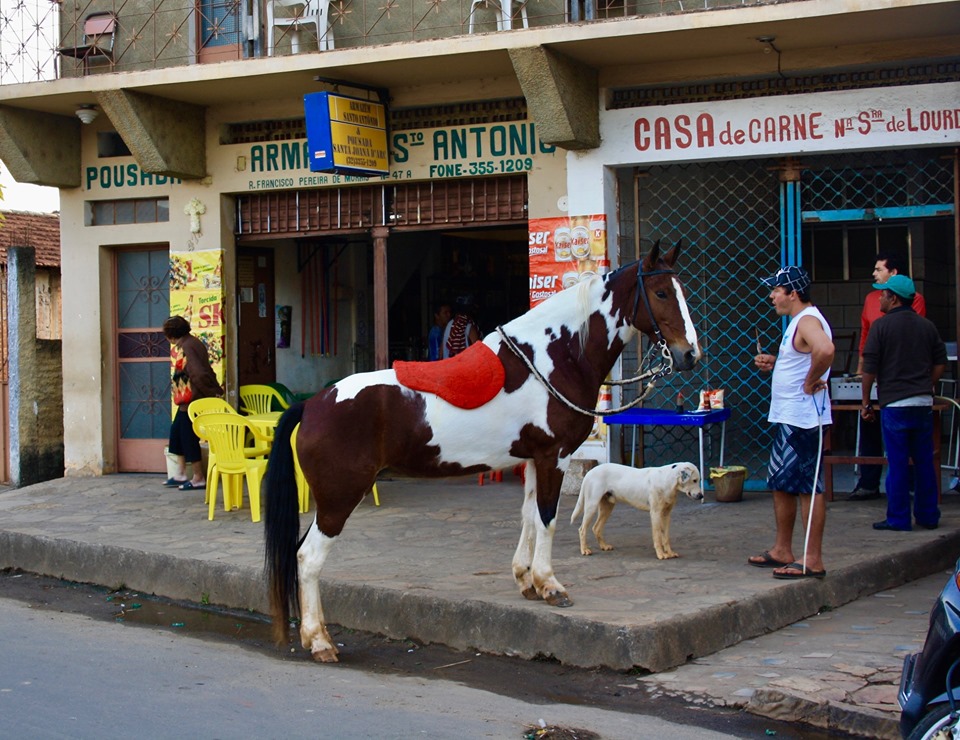 Horse parking in Minas Gerais.